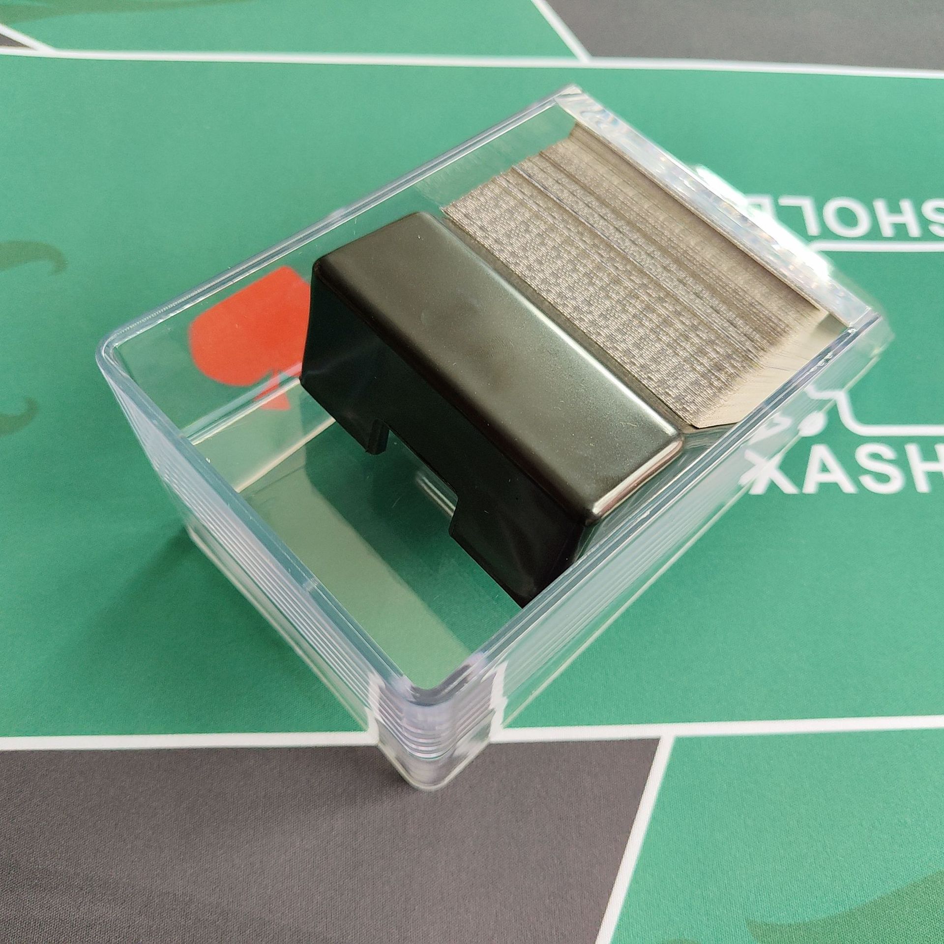 Máquina expendedora de cartas de Texas Hold'em transfronteriza Máquina expendedora de cartas Three Kingdoms Hero Killing Zapatero de cartas de plástico acrílico