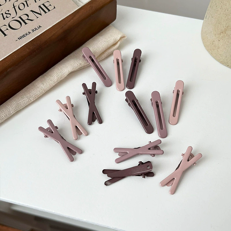 Crab pin, hair accessory, hairgrip, small sophisticated bangs, hairpins