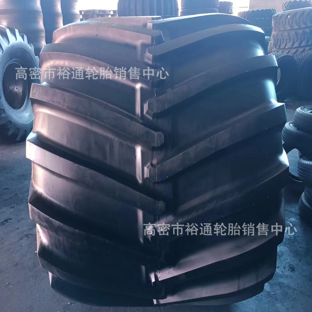 沙漠运输车轮胎66×43.00-25 大脚车轮胎66x44.00-25 68x50.00-32