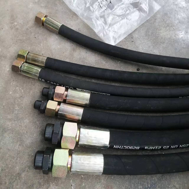 机械液压夹线蒸汽橡胶软管鑫泽纲丝编织抗油橡胶管