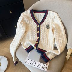 学院风v领毛衣开衫女春秋复古软糯慵懒风短款小个子麻花针织外套
