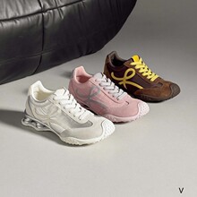 �W��վŮЬ26���¿�r��ײɫܛţ�SƤƴţƤ�A�^���e�������ϵ�Ь