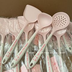 ミノ家lulu豚連名シリカゲル鍋シャベル家庭用耐高温食品級炒め物シャベル漏れスプーン調理器具セット