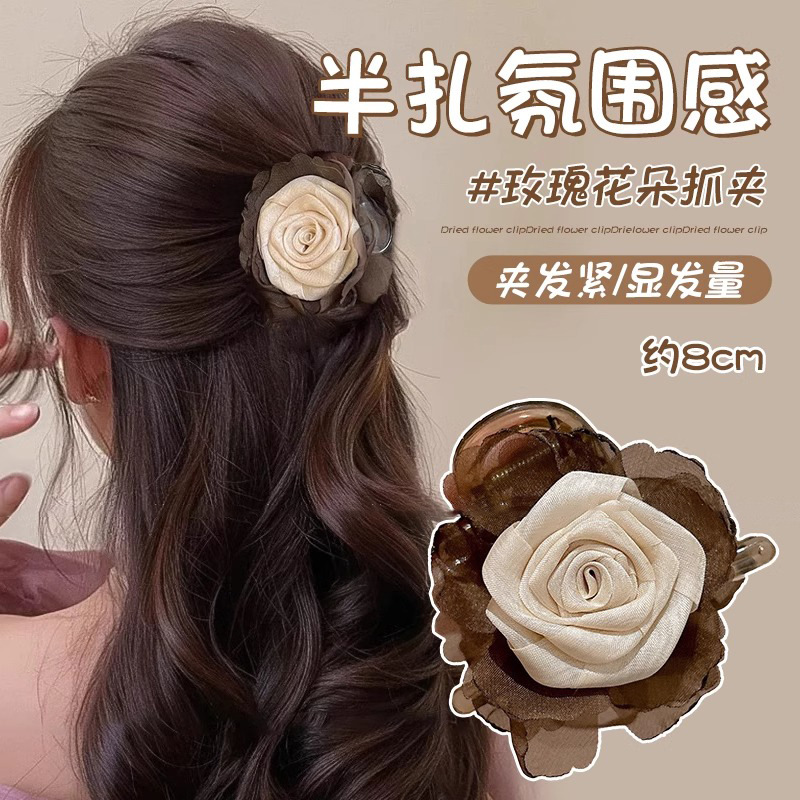 Nuevo estilo chino Camellia flores de mitad de cabello clip de cabello de verano para mujeres clip de cabello de alta calidad cabeza de cabello de tiburón clip de cabello