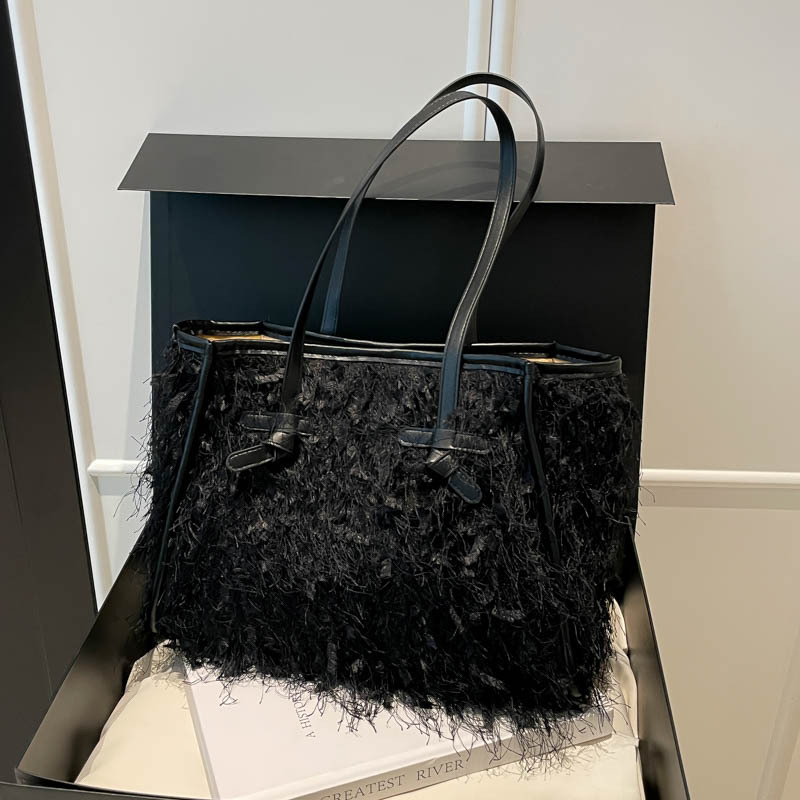 Bolsas de tote bolsas de peluche bolsas de hombro de mujer bolsas de peluche portátiles bolsas de lana de moda popular bolsas de tote de gran capacidad