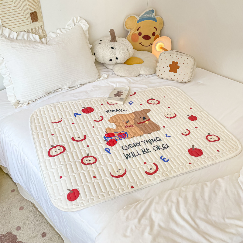 New Breathable and Simple Menstrual Period Mattress Pad with Cute Cartoon Design, Waterproof, Non-Slip, Leak-Proof, Machine Washable, and Dirt-Resistant New Breathable and Simple Menstrual Period Mattress Pad with Cute Cartoon Design, Waterproof, Non-Slip, Leak-Proof, Machine Washable, and Dirt-Resistant
