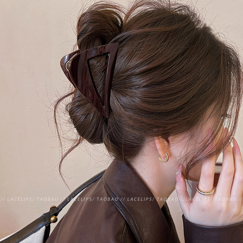 チョコレートブラウンヘアピンヘアグリッパー2025春夏新作ハイエンドシャーククリップ後頭部クリップヘアアクセサリー|undefined
