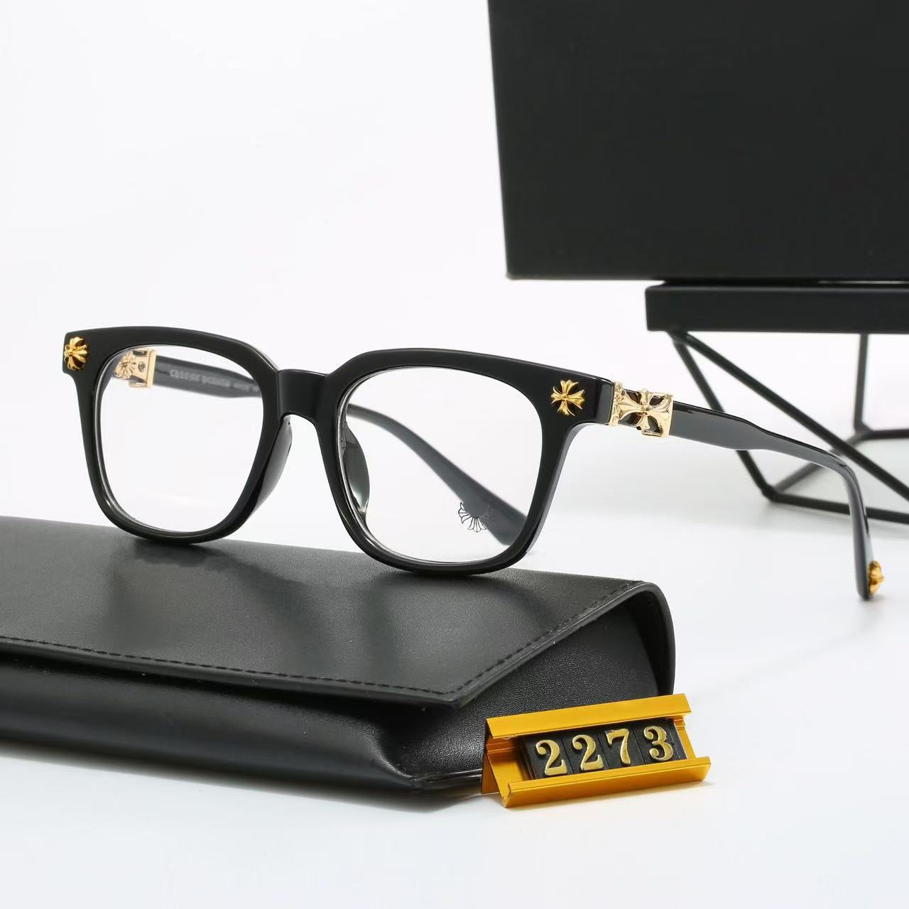 ヨーロッパとアメリカの新しいスタイルの男性と女性用サングラス、スクエアフレーム、平らなミラー、クラシックな旅行ファッション光学メガネ 2273