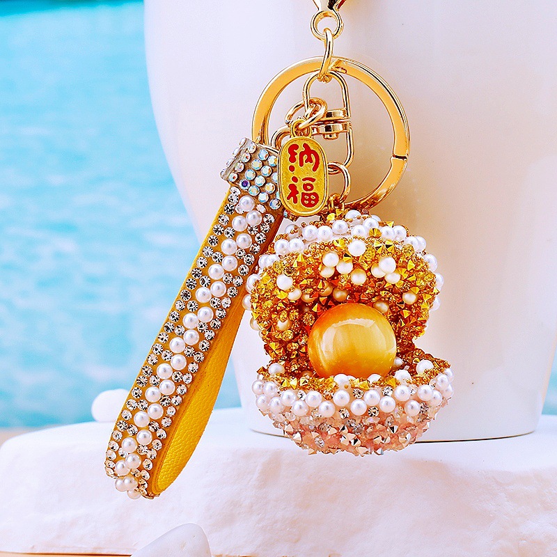 Cornucopia shell glitter gold