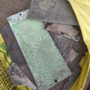 �̩�߃r�U� �^������懻��� ���M���T��r