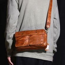 男士休闲真皮复古个性褶皱工艺斜挎邮差包大容量拉链休闲方包文艺