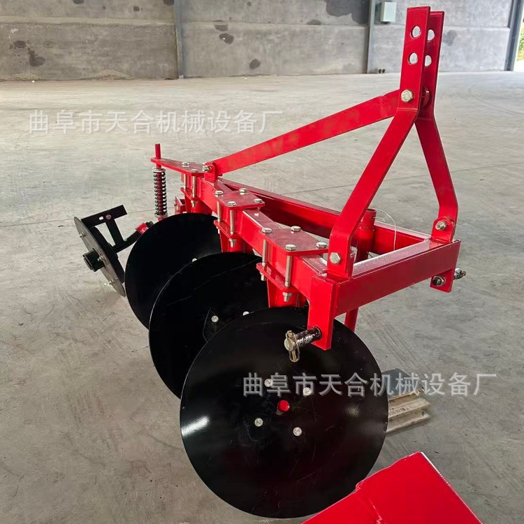 适配20-35马力拖拉机的轻型圆盘犁 农业机械专业生产320圆盘犁
