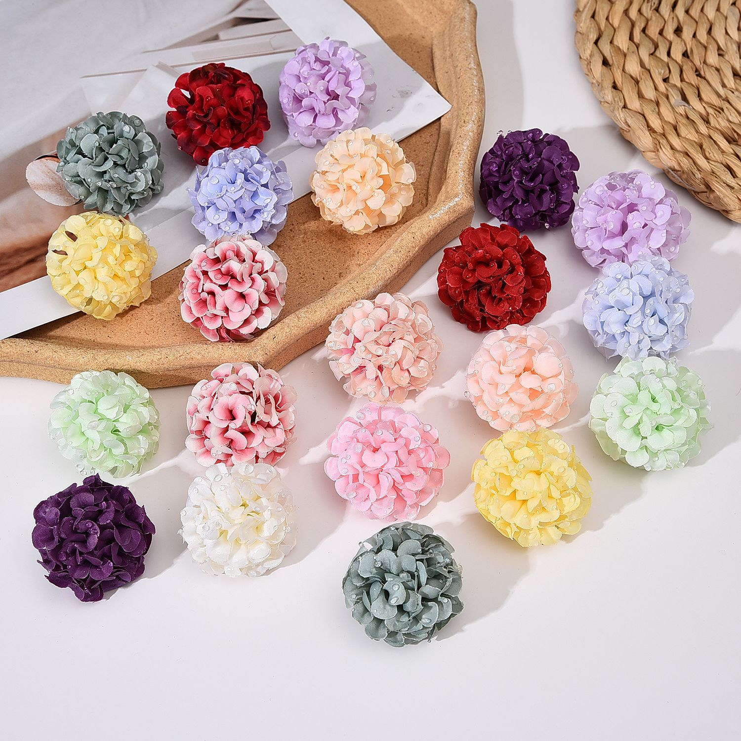 Supply 5cm hydrangea with dewdrop wedding silk cloth decorative flower simulation dew fake flower floral accessories material