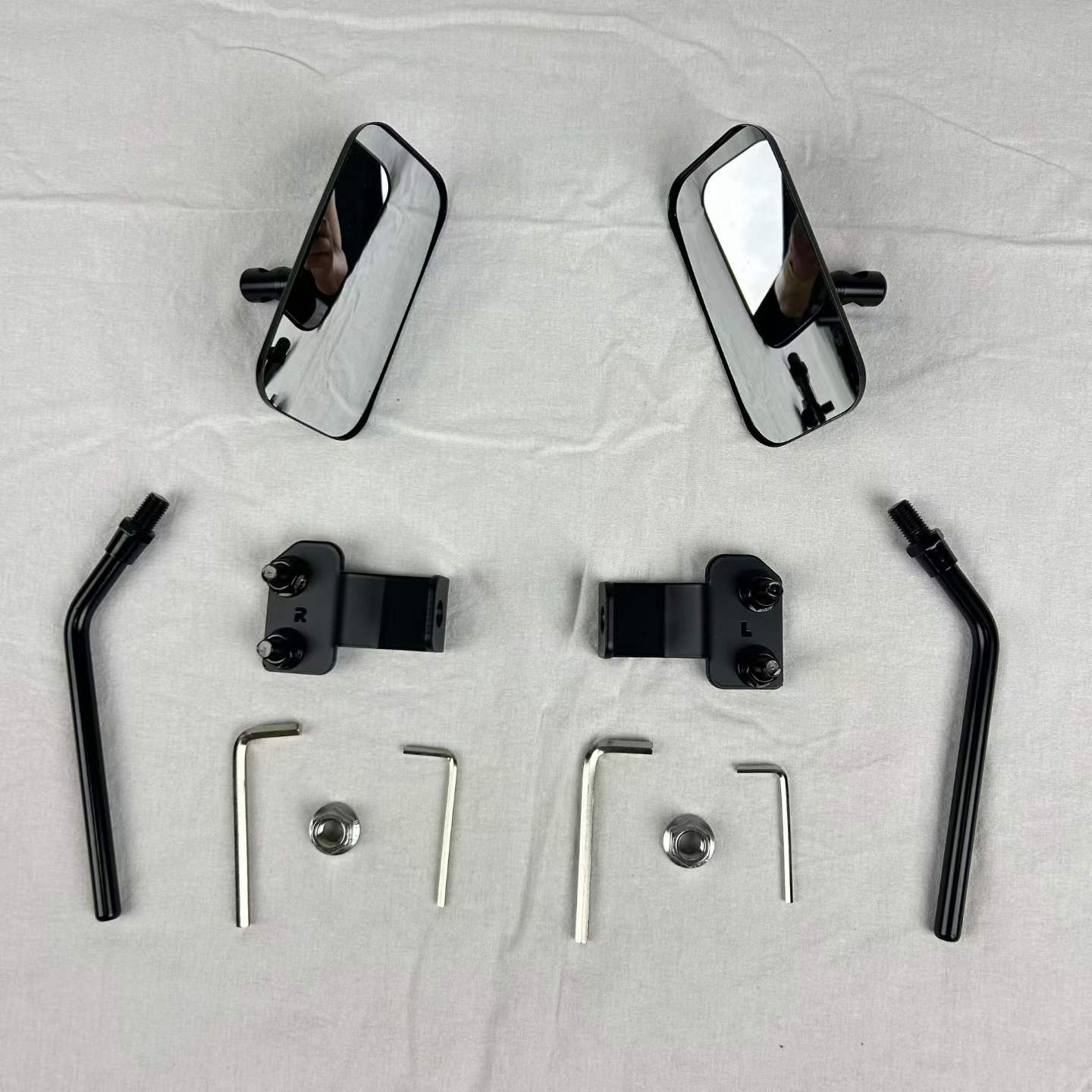 Suitable for 2018+ Suzuki Jimny JB64 JB74 exterior modification wide-angle auxiliary rearview mirror blind spot mirror