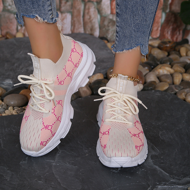 Sport Shoes Image 9