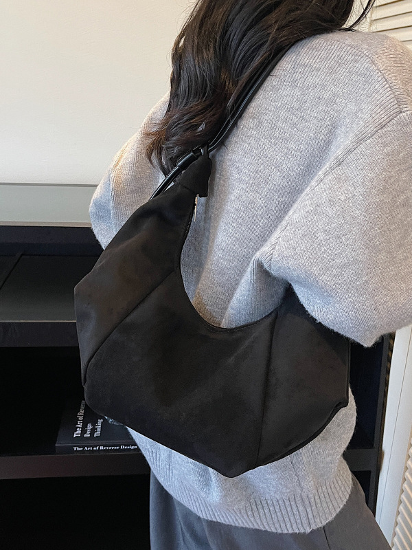 简约复古麂皮绒包包女2025新款休闲百搭斜挎包通勤百搭单肩腋下包|undefined