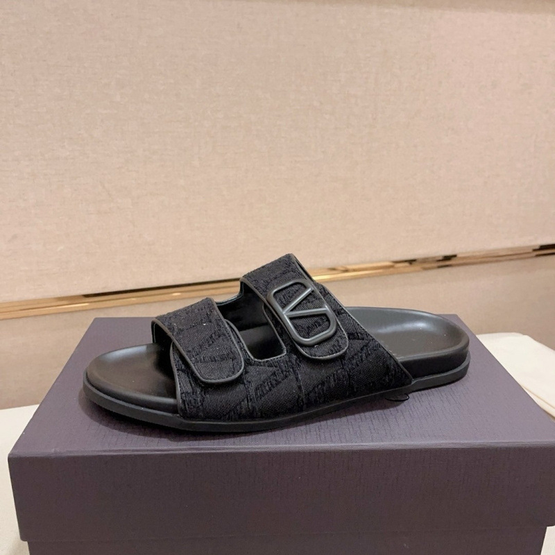 Men's Casual Slippers 2025 New Summer Light Luxury Simple Cowhide Soft Sole Fashion Shoes Versatile Trendy Slide Sandals for Men