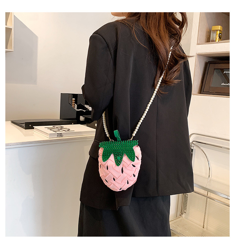 Fashion Female Summer 2022 New Strawberry Shape Pearl Chain Crossbody Mini Bag display picture 4