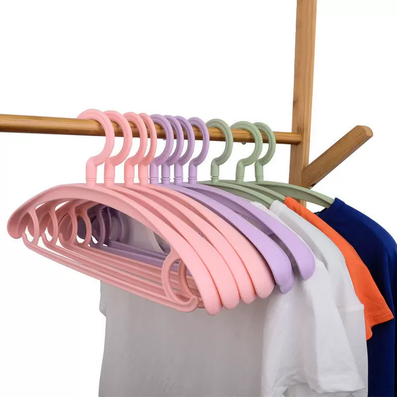 力天宽肩无痕塑料衣架防变形起包衣服架成人衣撑卧室衣架家用挂衣