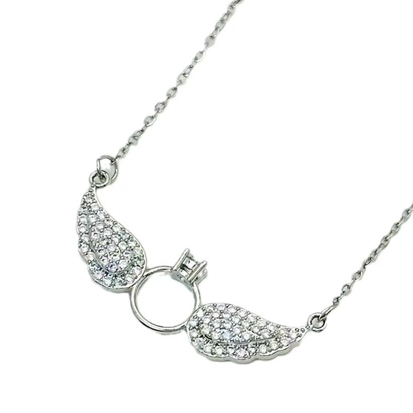 Shiny wedding ring, golden chain for key bag  stainless steel, accessory, 18 carat 5