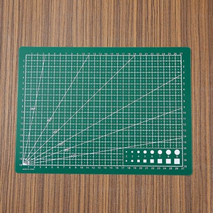 Резкая площадка A4 Art Caring Board Пластическая доска для резки.
