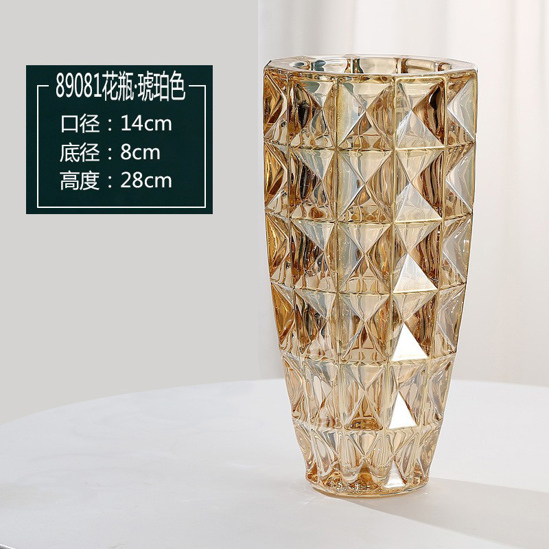 28 diamantes ámbar