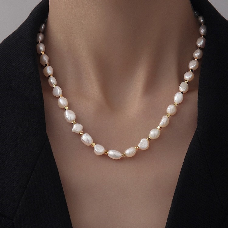 Organic small design necklace from pearl