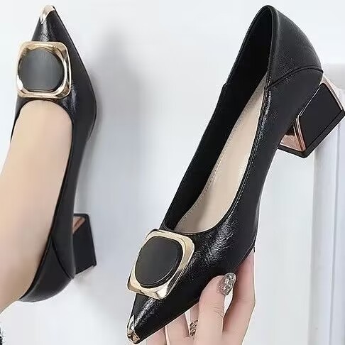 2024新款久站不累脚皮粗跟单鞋女百搭软皮不磨脚尖头中跟工作鞋子