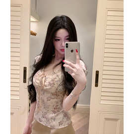TZ3877法式名媛V领碎花系带短袖T恤女夏季高级感修身显瘦别致上衣