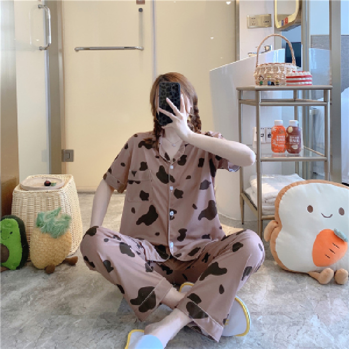 Pantalones de manga corta pijamas de las mujeres de verano estilo coreano ins cardigan leche traje de seda hogar ocio dibujos animados estudiante fuera image 18