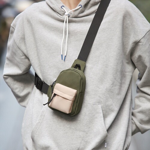 Workwear functional dark arcade bag, inspired by Instagram, Japanese style, unisex crossbody bag, couple bag, Harajuku, nylon, minimalist, Rayying, trendy, small shoulder bag