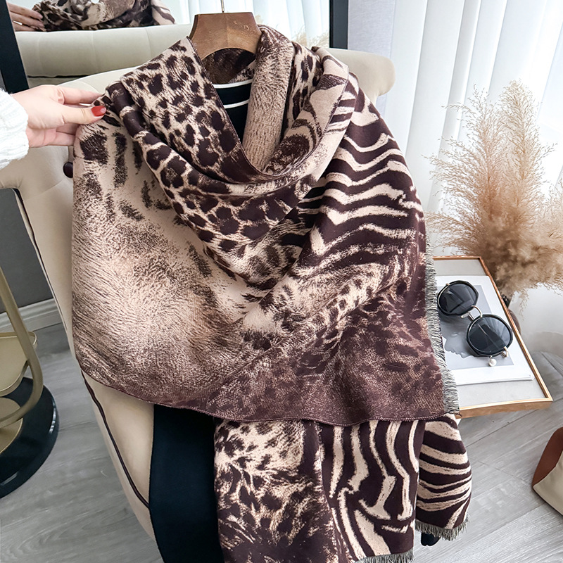 Leopard Print Scarf For Women Thickened Warm Winter Shawl_voghion.com