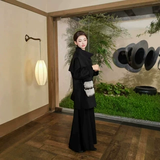 2026秋冬新款毛呢子羊绒大衣外套女长款修身显瘦獭兔龙猫毛袖皮草
