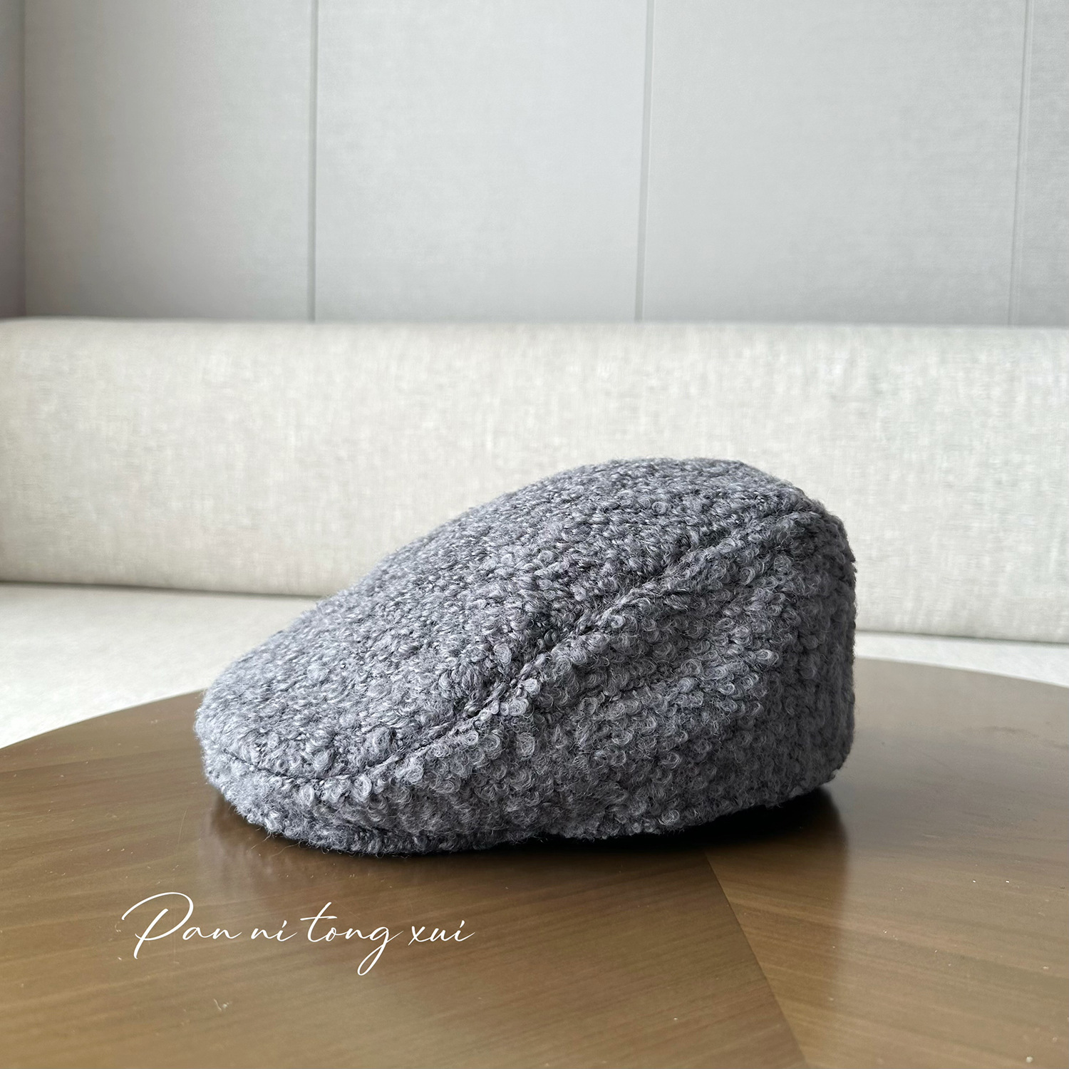 Unisex Forward hat woman solid color autumn and winter hats show young winter warm artsy retro berets_voghion.com