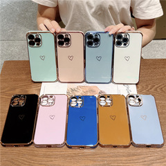 iPhone17Promax電気メッキレーザー彫刻ハート型スマホケース、Apple15P耐衝撃、14日韓風