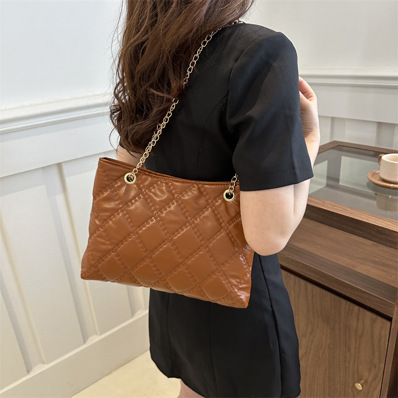 Bolso de gran capacidad de diamante para mujeres 2024 nueva moda de moda de cadena de moda bolso de hombro bolso de mano bolso de compras