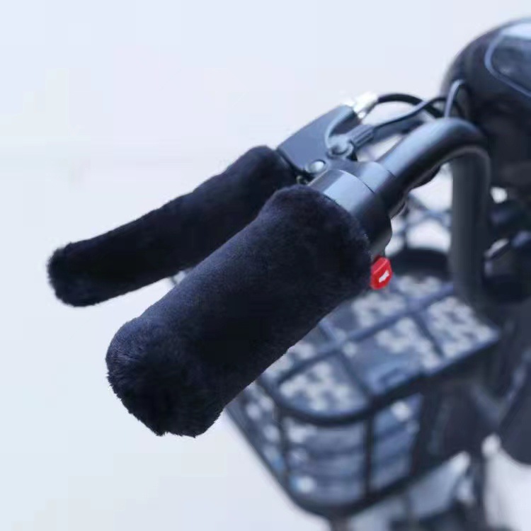 Handlebar new pattern Plush Electric Motorcycle pedal Three keep warm non-slip Hand guard currency