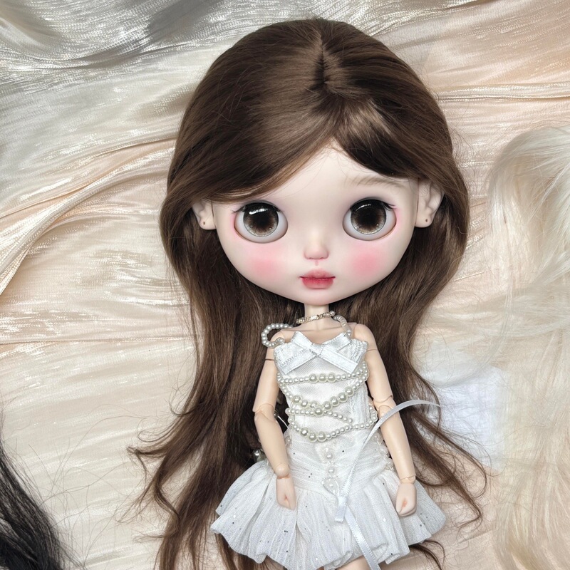 Sister Xiaobu's cute pullover wigs, a collection of high-quality long straight hair wigs made of high-temperature fiber, with customizable hairstyle base