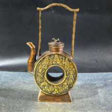 铜鎏金浮雕八宝八仙提梁酒壶水壶仿古老式铜器怀旧家居装饰摆件