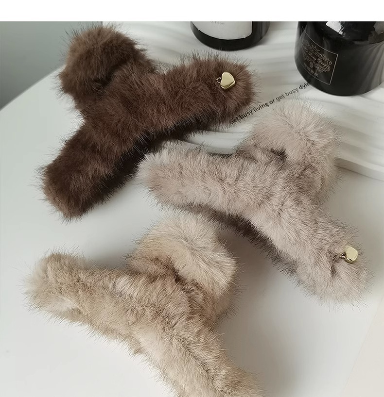 Hair clip Premium plush clip Oversized style back of head shark clip_voghion.com