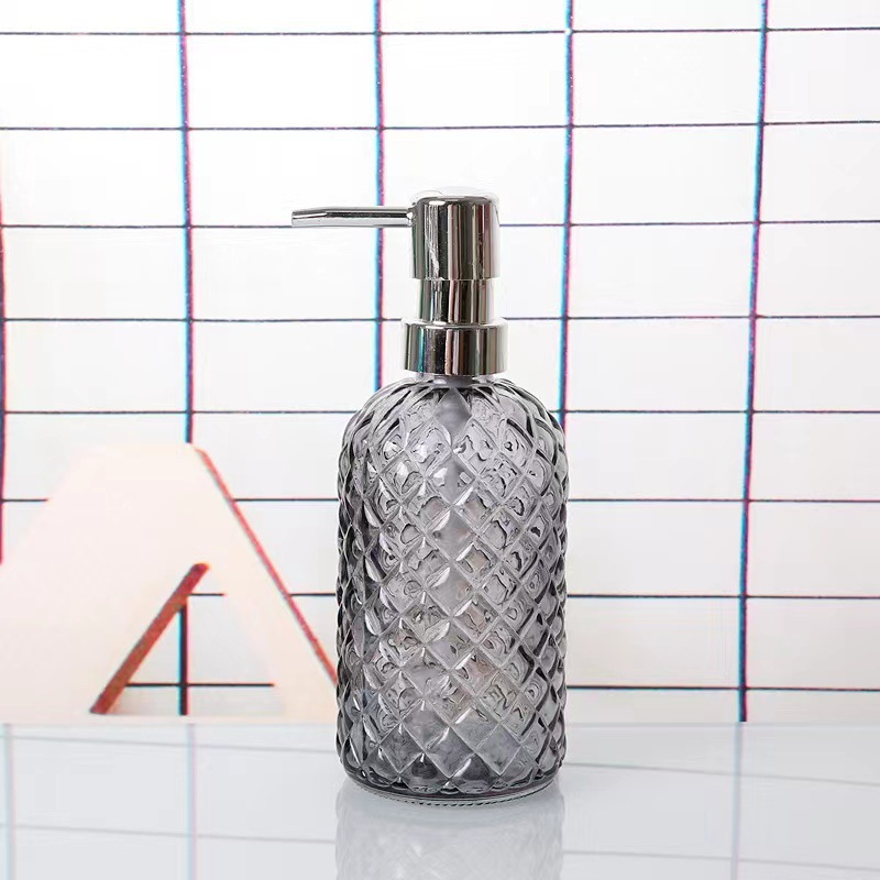 Botella de desinfectante de manos de presión mayorista pequeña botella de jabón de vidrio diamante tipo piña para el baño champú de baño