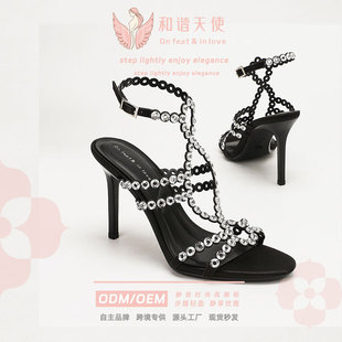 On feet& in love�o���߸���Ьˮ荽���������վ����ŮЬ