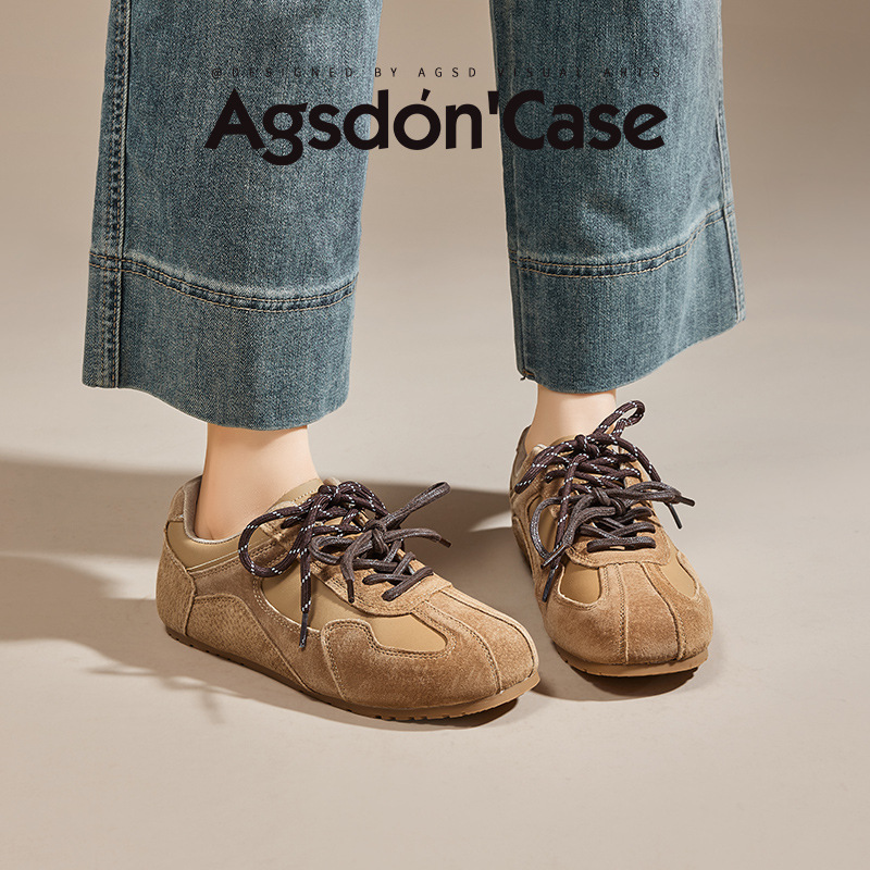 Zapatillas deportivas retro blancas de suela gruesa Augusden para mujer, estilo casual, novedad primavera 2026.