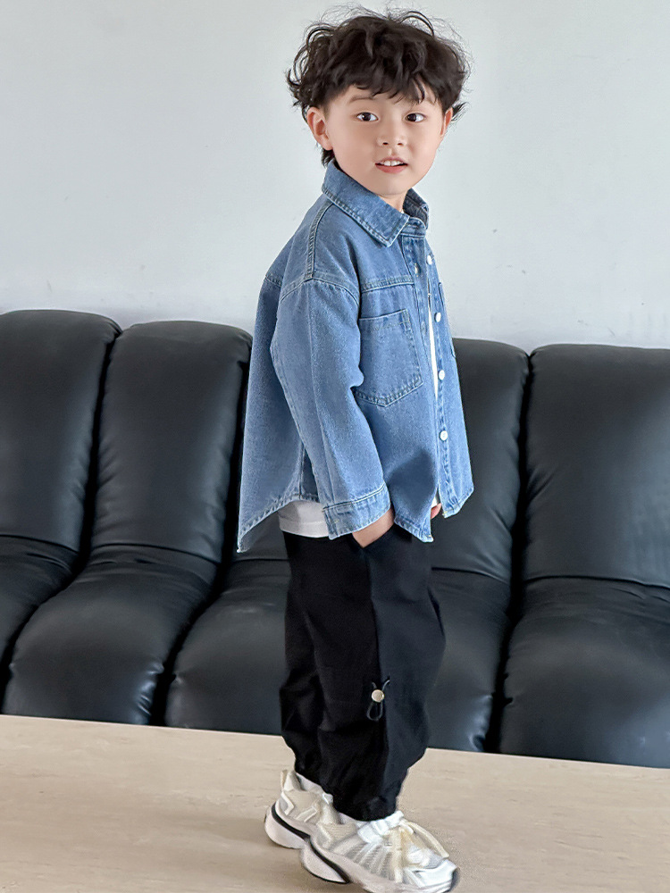 Camisas de bebé de hombre primavera y otoño 2025 nueva camisa de vaqueros de mangas largas chaqueta guapo para niños rosa de moda