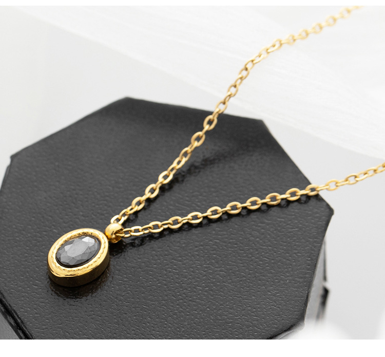 Wedding, Travel Occasion Titanium Steel Material Vintage Emerald Zircon Titanium Steel Oval Geometric Clavicle Chain