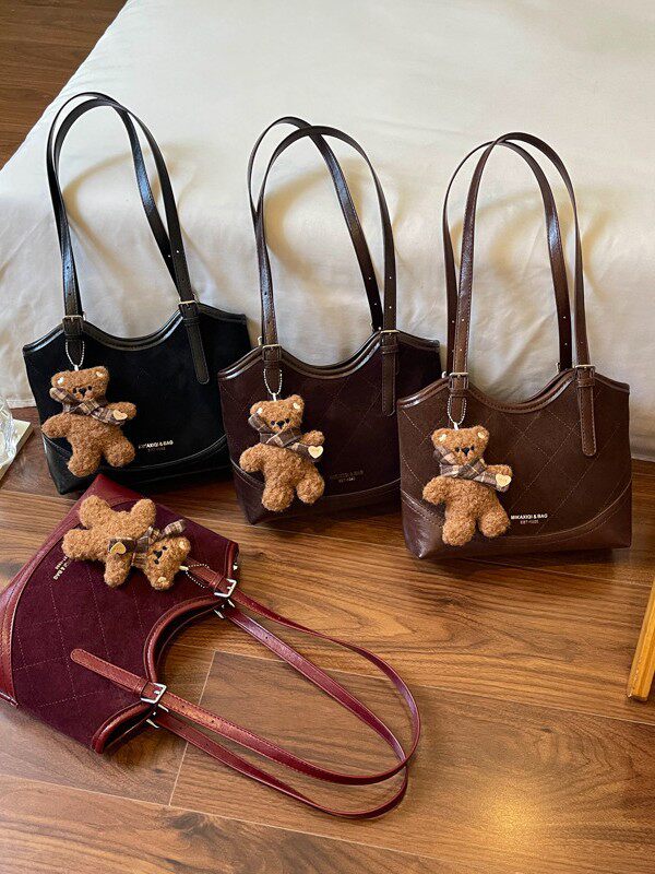 Túi tote nữ cỡ lớn dáng shopping, đeo vai và kẹp nách, chất liệu PU mềm, phong cách hiện đại — Màu cà phê Không có mặt dây chuyền, Màu nâu không có mặt dây chuyền, Rượu đỏ không có mặt dây chuyền, Đen không có mặt dây chuyền