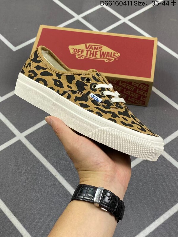 2024 新しい純粋なオリジナル莆田 Vans キャンバスシューズ小さなスニーカークラシック多用途ラウンドトゥ男性と女性のカップルスケートボードシューズ|undefined