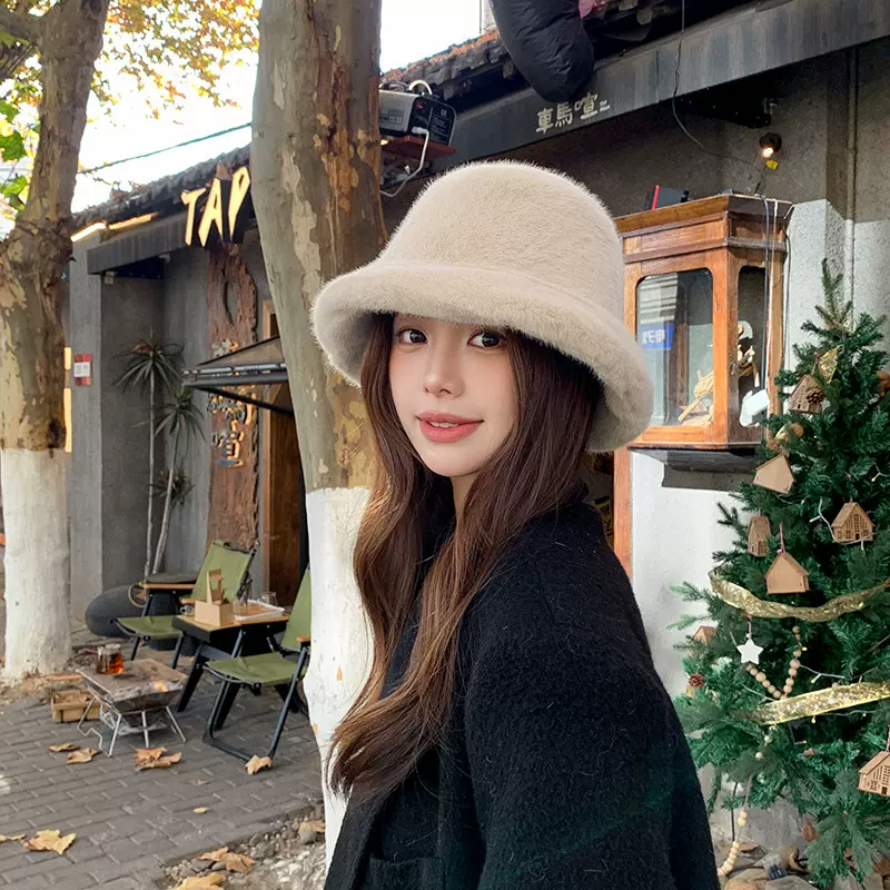 毛毛帽女秋冬防寒白色保暖帽子东北盆帽护耳帽显脸小渔夫帽毛绒