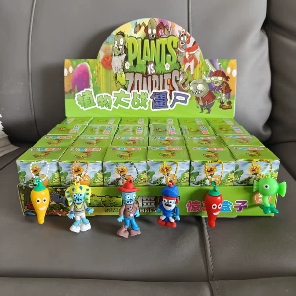 24 boxes of Plants VS Zombies [large figures with display box] with chain