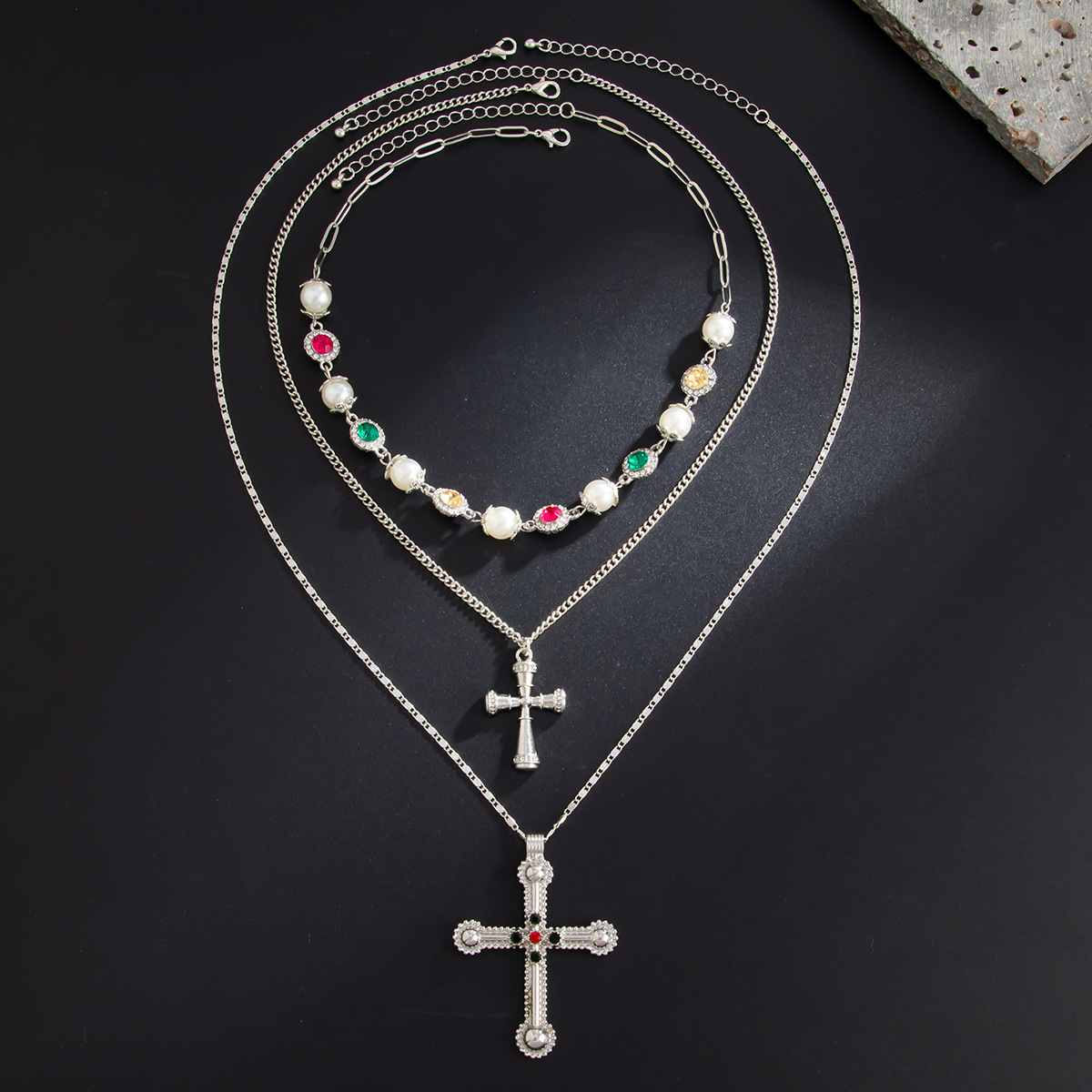Collier Multirang Femme Avec Pendentif Croix Et Cœurs Strass_voghion.com
